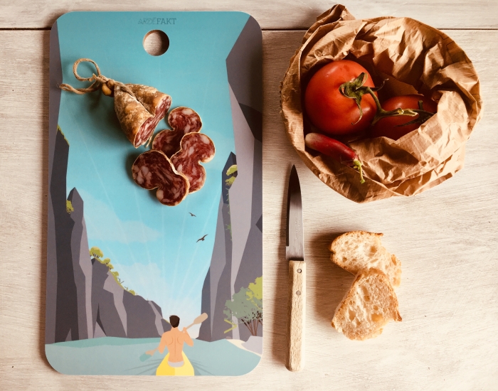 Planche apéro "Les gorges de l'Ardèche", Planche à découpé
