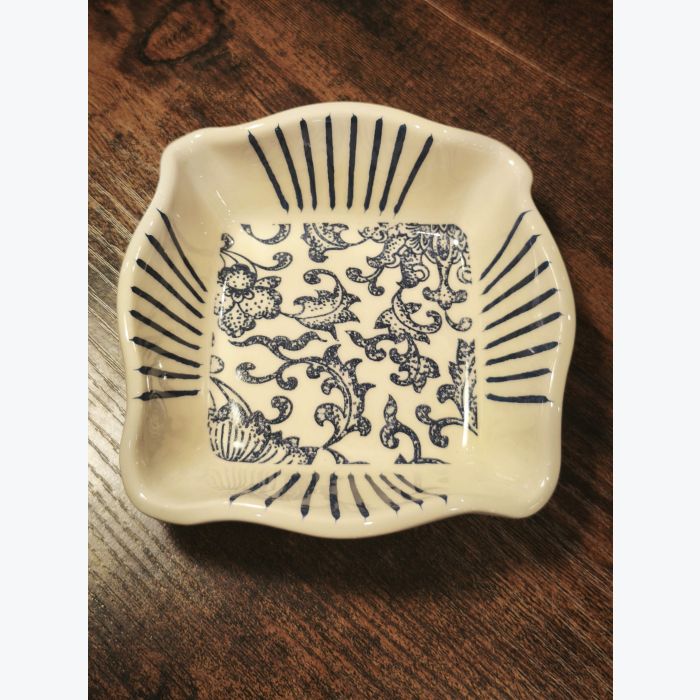 L'encre du vent. coupelle carrée, ondulée bleu