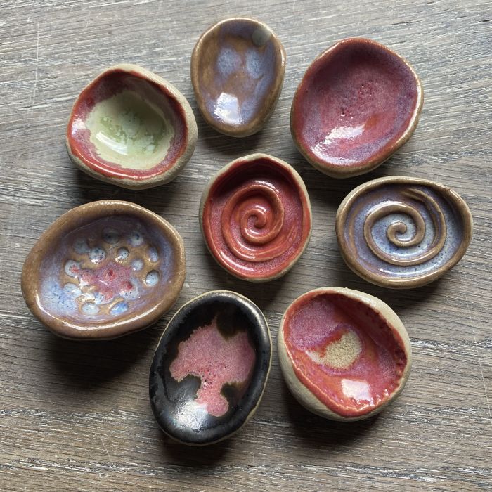 Worry stone ou pierres d’apaisement texturées ou lisses