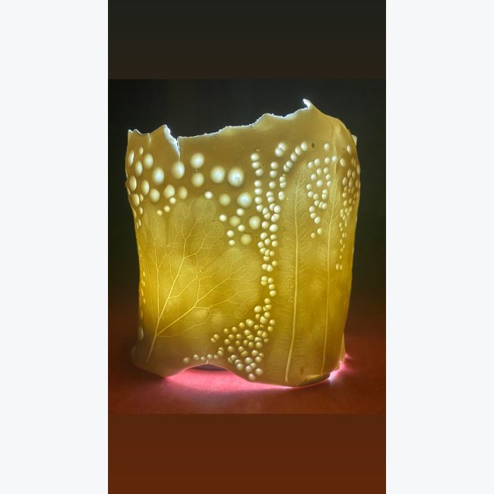 Photophores en porcelaine avec impressions de feuilles