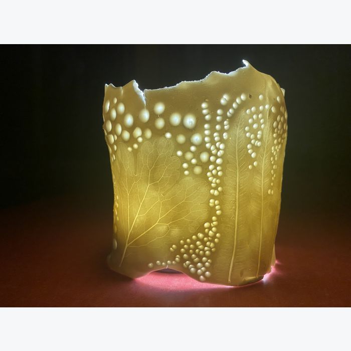 Photophores en porcelaine avec impressions de feuilles