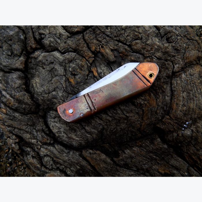 Couteau pliant 2 clous en Vieux Cuivre