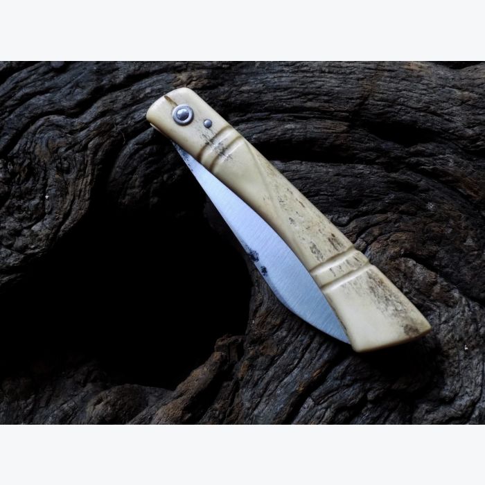 Couteau pliant 2 clous en bois de Chevreuil