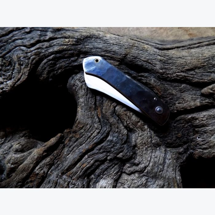 Couteau pliant 2 clous manche en Inox