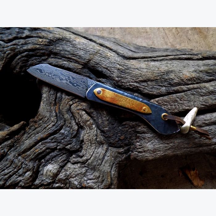 Couteau pliant 2 clous, lame damas & manche en Inox & Laiton