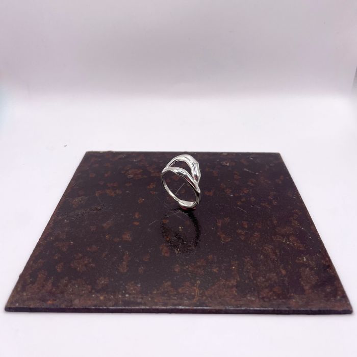 Bague en argent - Brûlure sculptée