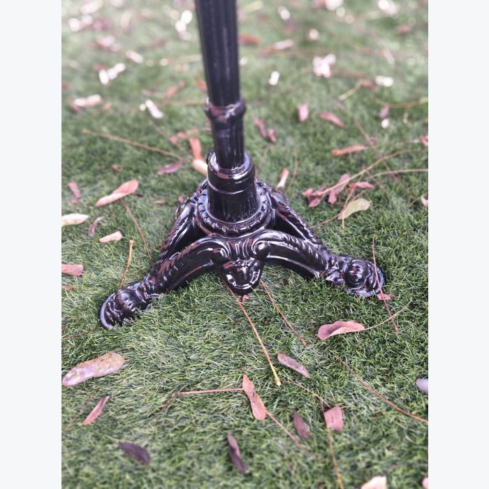 Table mosaïque  "labyrinthe", type bistro 60cm de diamètre