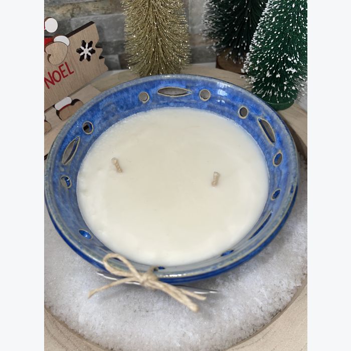 Bougie artisanale bleue, parfumée senteur monoï