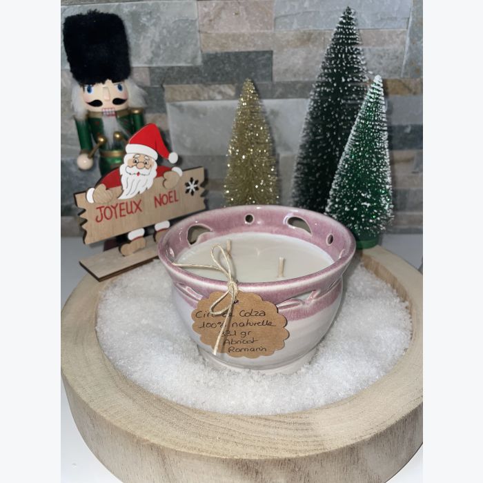Bougie artisanale rose, parfumée senteur abricot romarin