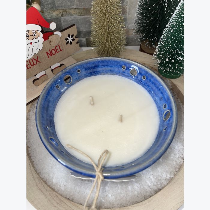 Bougie artisanale bleue, parfumée senteur fraise menthe