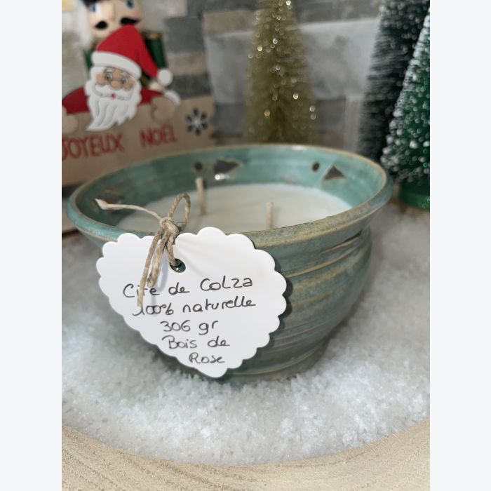 Bougie artisanale verte, parfumée senteur bois de rose