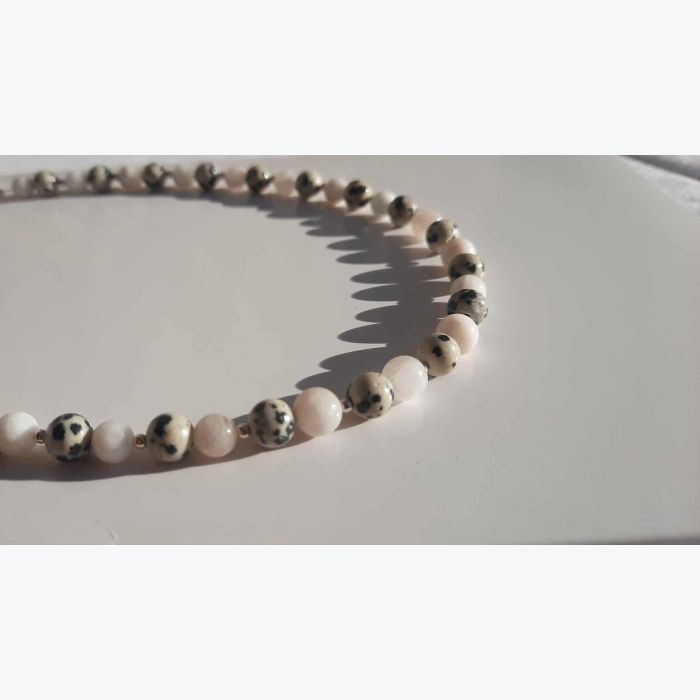 Collier en pierre de lune et jaspe dalmatien