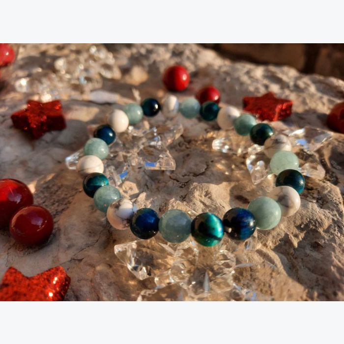 Bracelet en aigue marine, howlite et oeil de tigre bleu