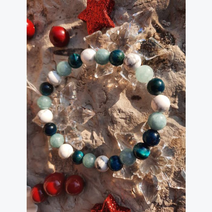 Bracelet en aigue marine, howlite et oeil de tigre bleu