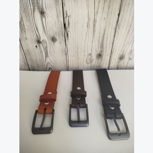 Ceinture artisanale en cuir de bovin noir 3 cm – tannage végétal, épaisseur 3 mm – boucle noir mat