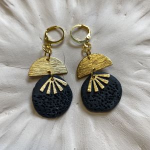 Boucles d’oreilles en porcelaine noires