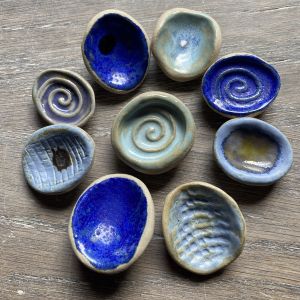 Worry stone ou pierres d’apaisement texturées ou lisses