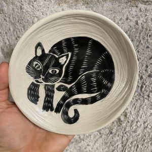 Chat - Coupelle en grès céramique décorée à la main pièce unique