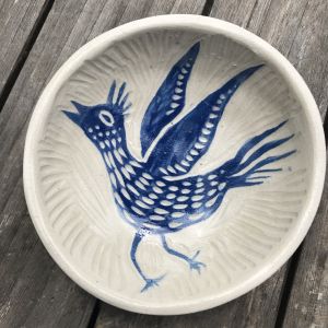 Poule - Coupelle en grès céramique décorée à la main pièce unique