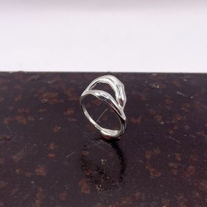 Bague en argent - Brûlure sculptée