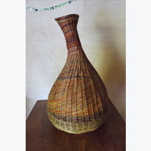 "Plop" est une grande bulle d'osier