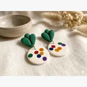 Boucles d'oreilles CÉLESTE – Motifs petits pois – Bijoux légers texture tissu argile polymère et inox – Fait main France – Collection Circus