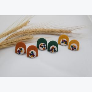 Boucles d'oreilles originales à pois en argile polymère | Puces légères effet tissu | Bijou créateur fait main France | Cadeau femme