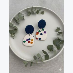 Boucles d'oreilles légères argile polymère, Bijou texture tissu acier inoxydable, Cadeau femme original pois multicolores
