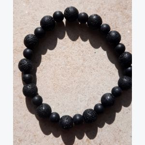 Bracelet en onyx et pierres de lave