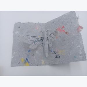 Carte Pop Up Abeille en papier recyclé