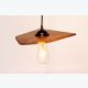 Suspension en noyer massif, design géométrique à facettes
