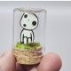 Mini diorama Kodama sous cloche – Déco Japon – Décoration zen inspirée de la forêt.